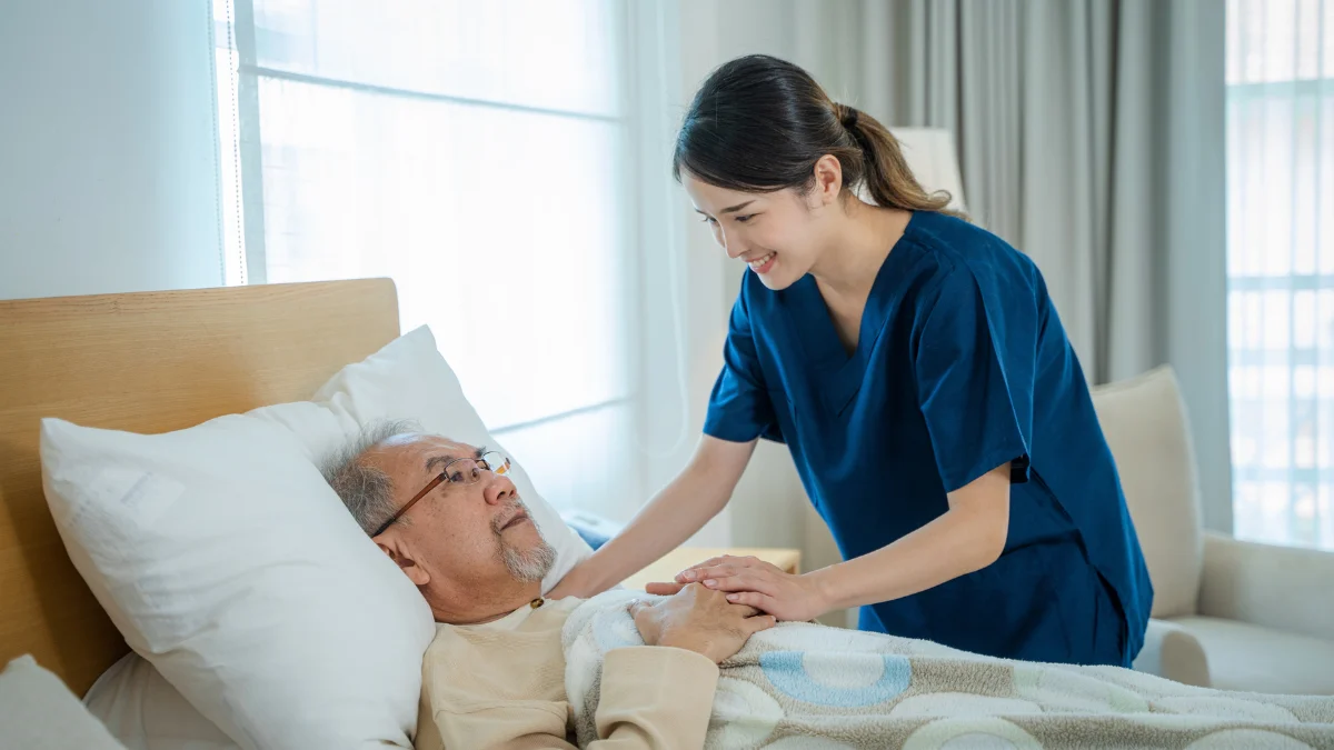 4．外国人介護人材の活用|人手不足解決の切り札