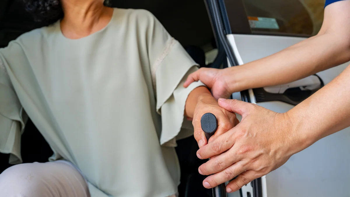 2．介護の人手不足はなぜ起こるのか|5つの根本原因