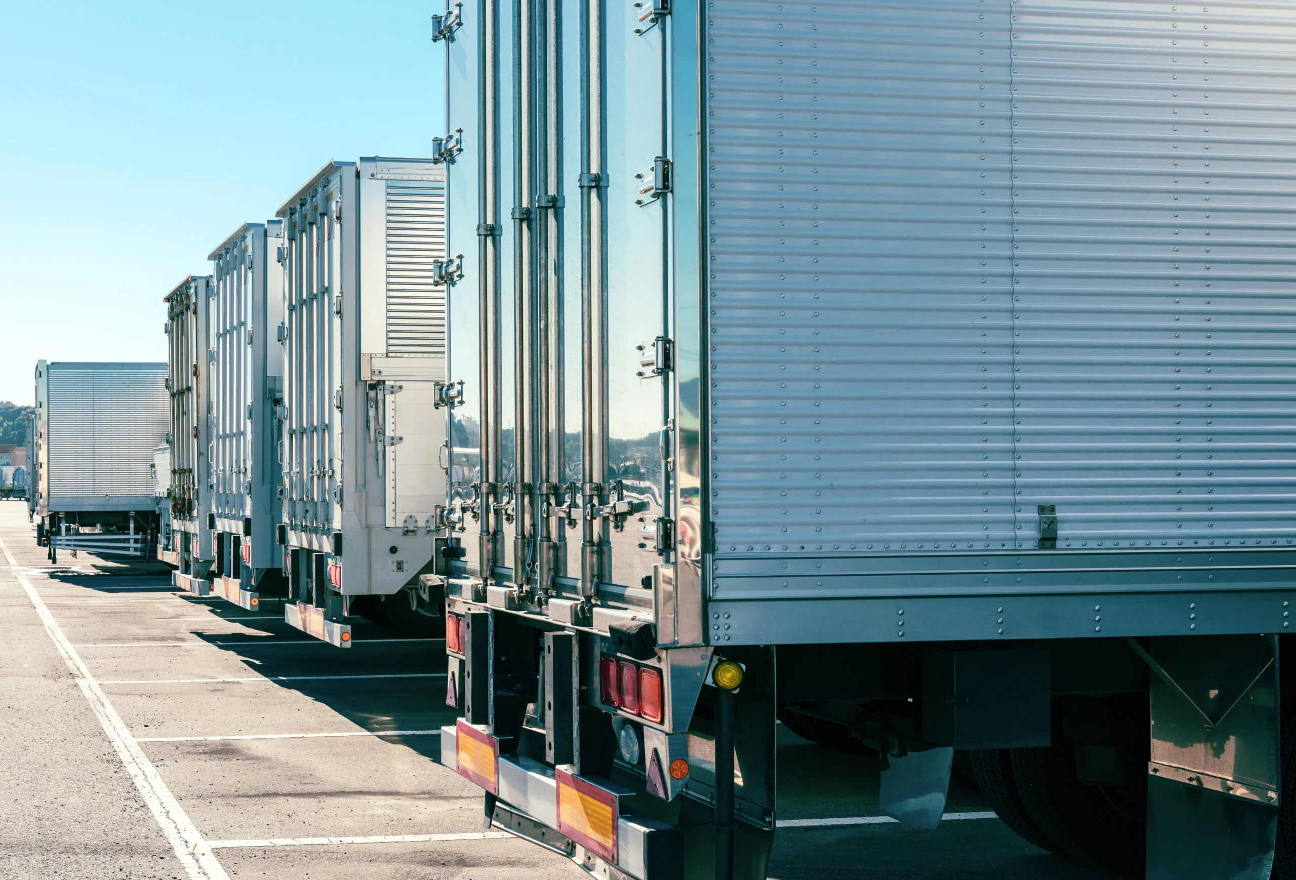 外国人材の活用が運送業の人手不足解消の鍵