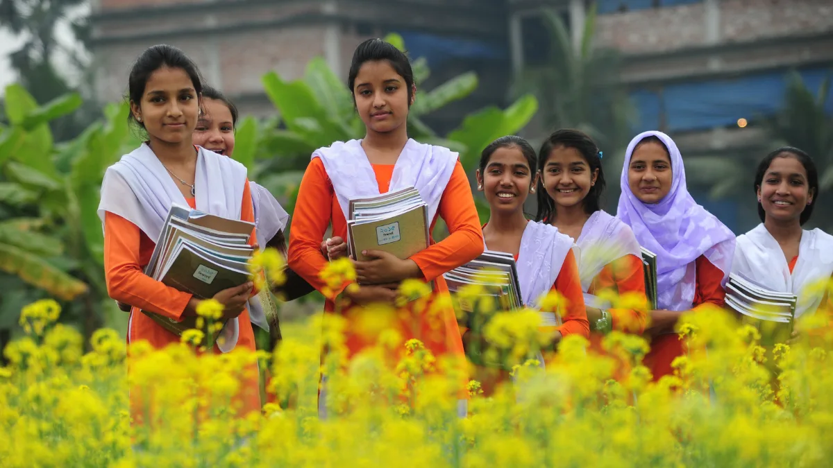 4．平均年齢27歳という若さを誇る人口構成